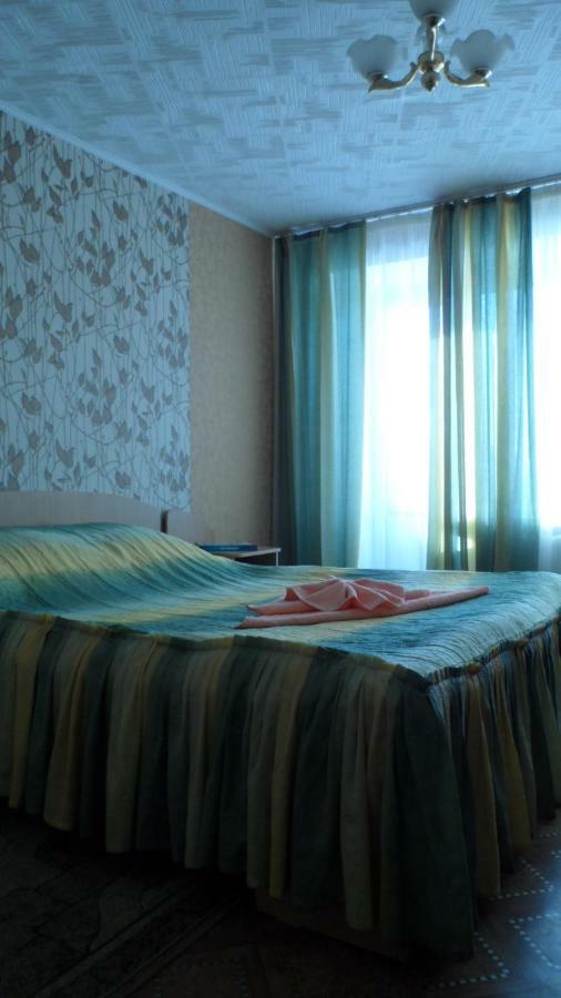 Tourist Hotel Оскемен Екстер'єр фото